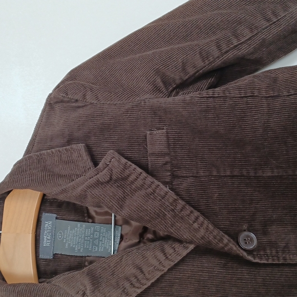 ✨3/$25✨Kenneth Cole Reaction Brown Corduroy Jacket - 4T - Picture 3 of 8